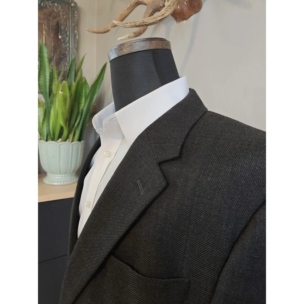 Jos A Bank Mens Wool Sport Coat 46L Dark Brown Traveler's Collection 2 Button